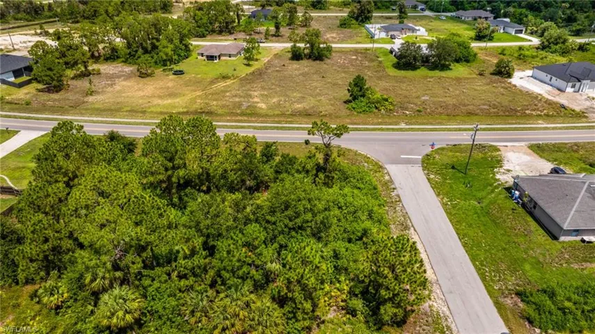 560/562 Alabama Rd S, Lehigh Acres, Florida 33974