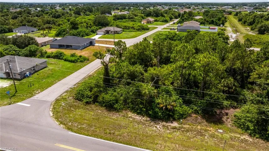 560/562 Alabama Rd S, Lehigh Acres, Florida 33974