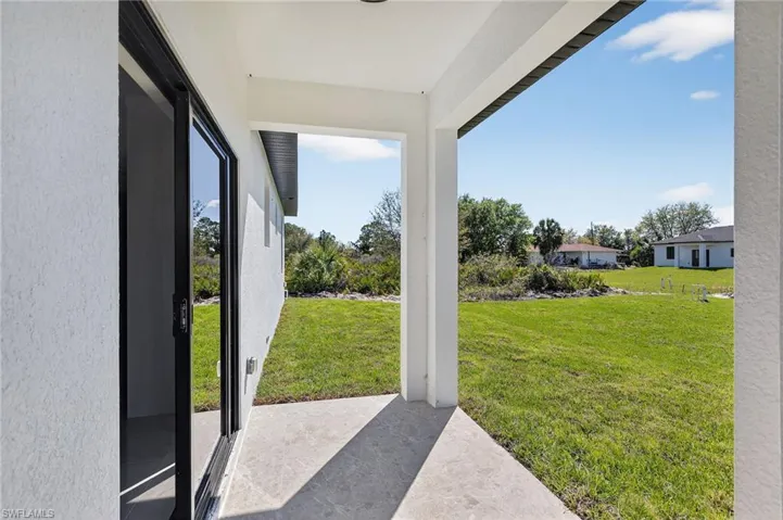 2807  74th W ST, Lehigh Acres, FL 33971