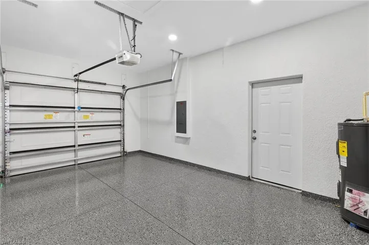 2807  74th W ST, Lehigh Acres, FL 33971