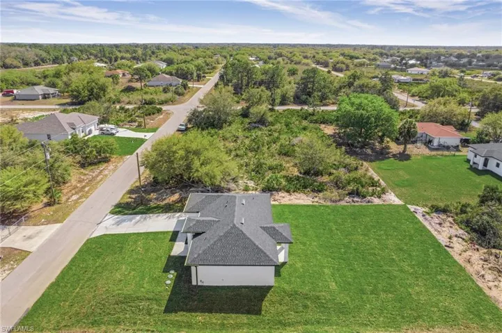 2807  74th W ST, Lehigh Acres, FL 33971