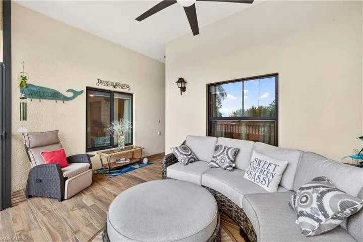13710 Julias Way 924, Fort Myers, Florida 33919