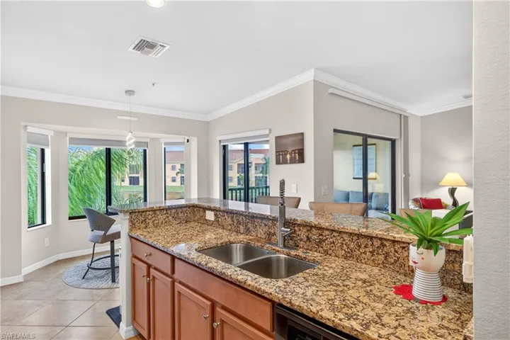 13710 Julias Way 924, Fort Myers, Florida 33919