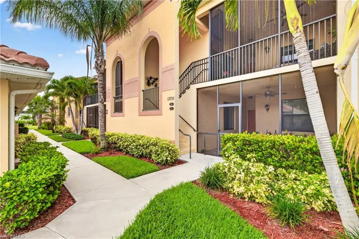 13710 Julias Way 924, Fort Myers, Florida 33919