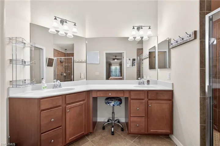 13710 Julias Way 924, Fort Myers, Florida 33919