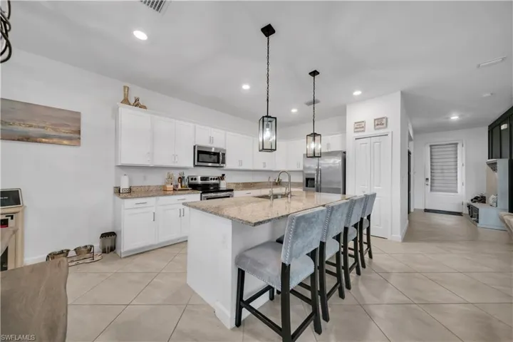 11191 Timber Creek Dr, Fort Myers, Florida 33913