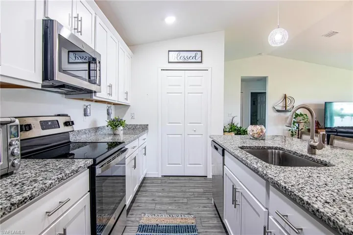 2608 NW 8th  PL, Cape Coral, FL 33993