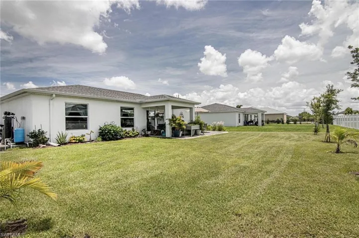 2608 NW 8th  PL, Cape Coral, FL 33993