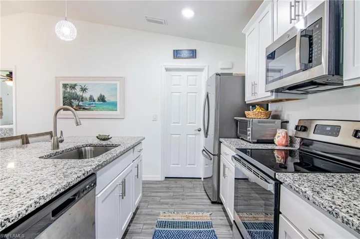 2608 NW 8th  PL, Cape Coral, FL 33993