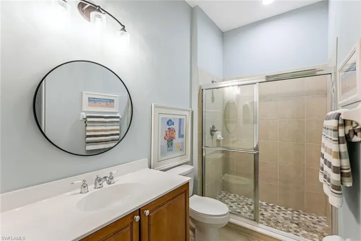 Guest bathroom #1