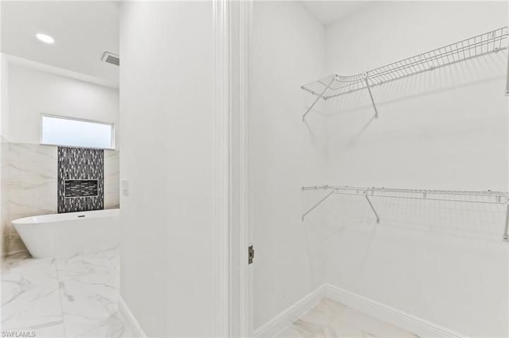3918  7th W ST, Lehigh Acres, FL 33971