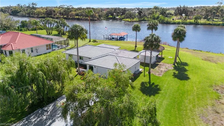 3233  Shell  LN, Fort Denaud, FL 33935