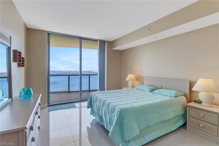 3000 Oasis Grand BLVD # 2003, FORT MYERS FL 33916