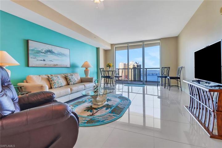3000 Oasis Grand BLVD # 2003, FORT MYERS FL 33916