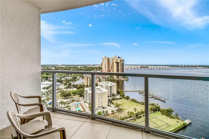 3000 Oasis Grand BLVD # 2003, FORT MYERS FL 33916