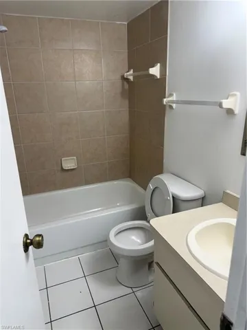 22523 Westchester Blvd A201, Port Charlotte, Florida 33980
