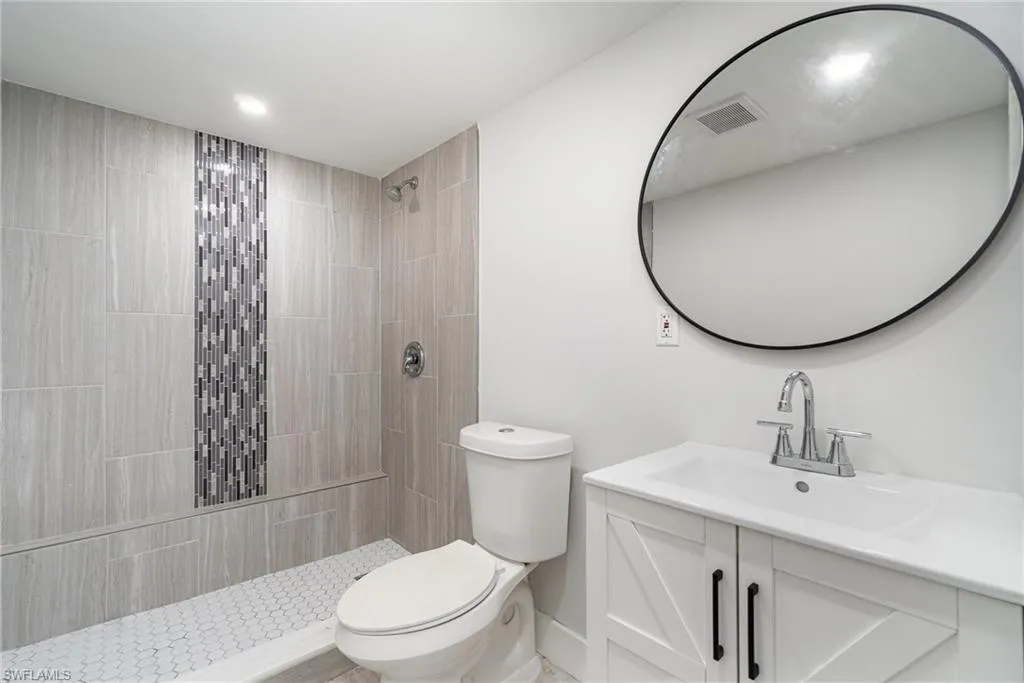 319 Arlington AVE, Fort Myers, FL 33905,225063365