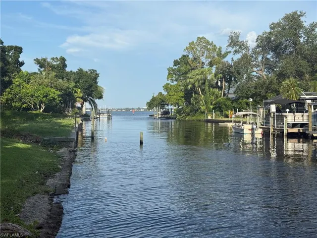 1845 Marina Cir, North Fort Myers, Florida 33903