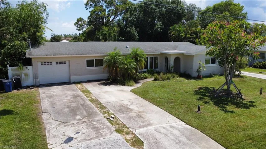 1845 Marina Cir, North Fort Myers, Florida 33903