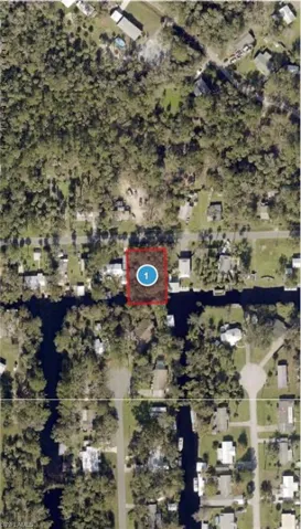 Fox  RD, Astor, FL 32102