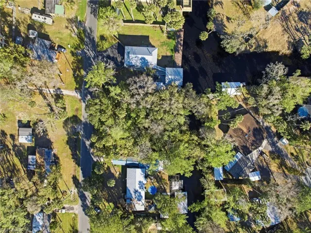Fox  RD, Astor, FL 32102