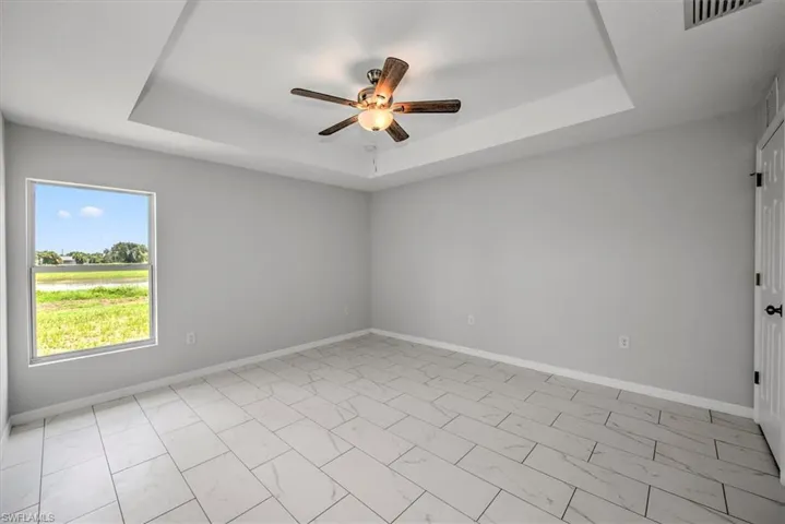 8056  Sunrise  CIR, Labelle, FL 33935
