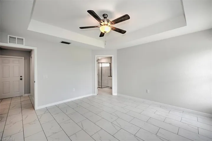 8056  Sunrise  CIR, Labelle, FL 33935