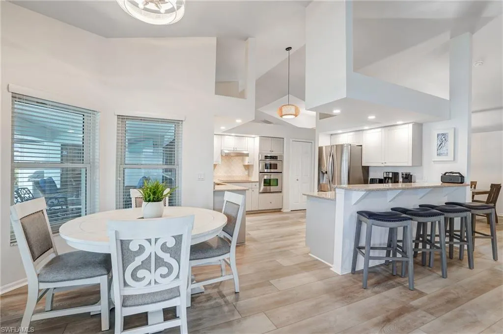 233 El Dorado PKWY, Cape Coral, FL 33914,225050601