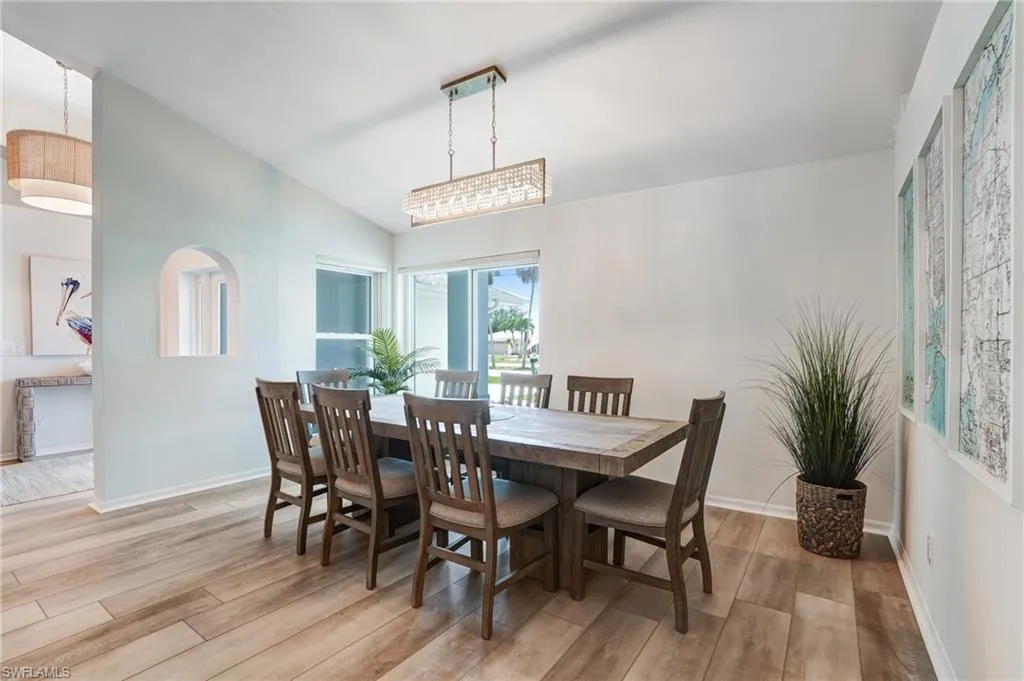 233 El Dorado PKWY, Cape Coral, FL 33914,225050601