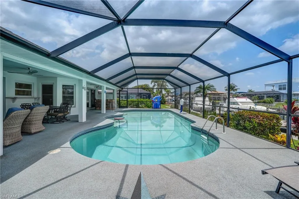 233 El Dorado PKWY, Cape Coral, FL 33914,225050601