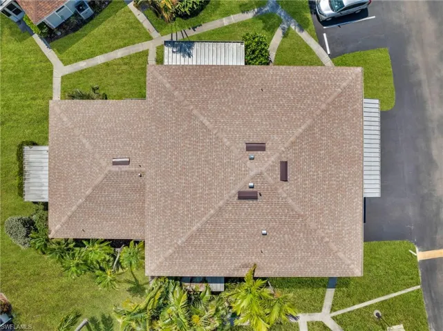 3276  Royal Canadian  TRCE, Fort Myers, FL 33907
