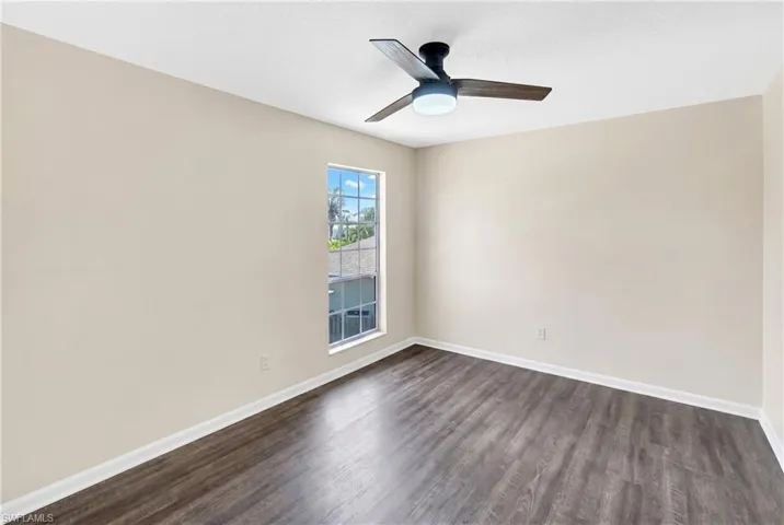3276  Royal Canadian  TRCE, Fort Myers, FL 33907