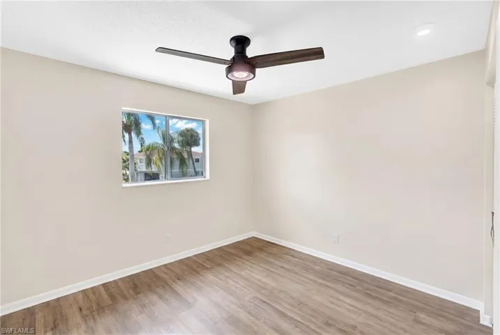 3276  Royal Canadian  TRCE, Fort Myers, FL 33907