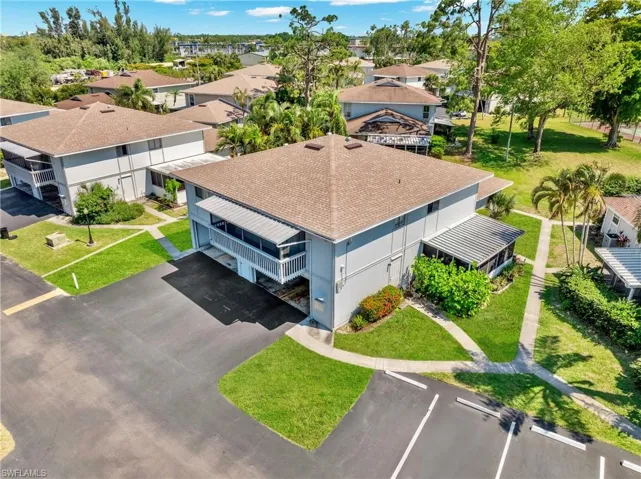 3276  Royal Canadian  TRCE, Fort Myers, FL 33907