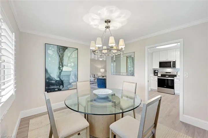4180  Crayton  RD, Naples, FL 34103