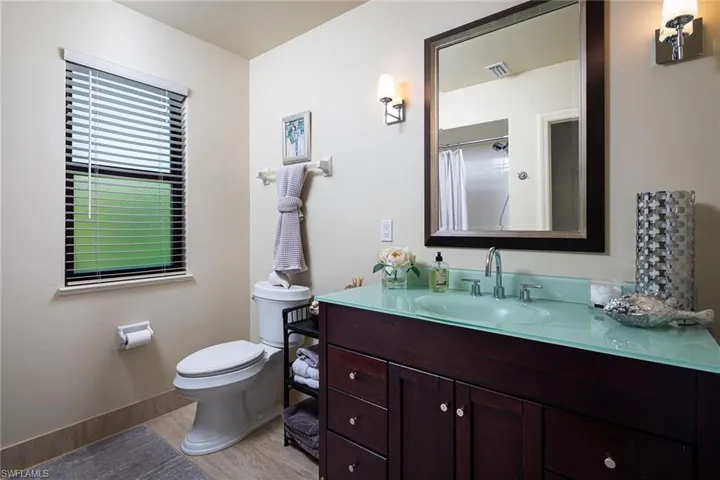 1922  Blackstone  CIR, Naples, FL 34109