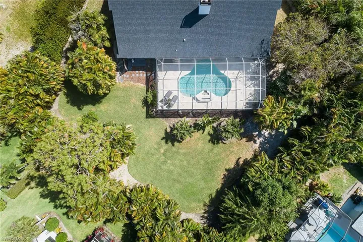 1922  Blackstone  CIR, Naples, FL 34109