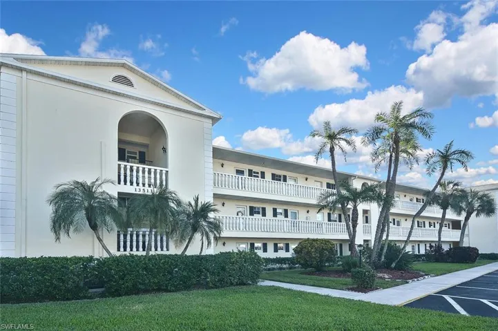 View of apartment building / complex
