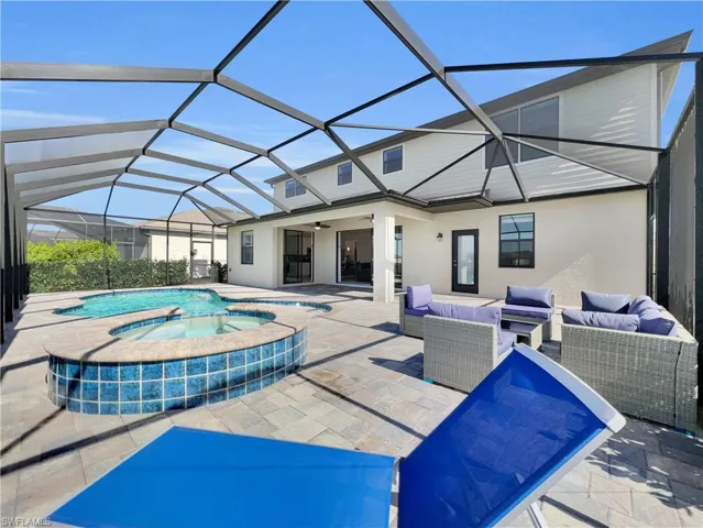 3319 Menores Way, Fort Myers, Florida 33905