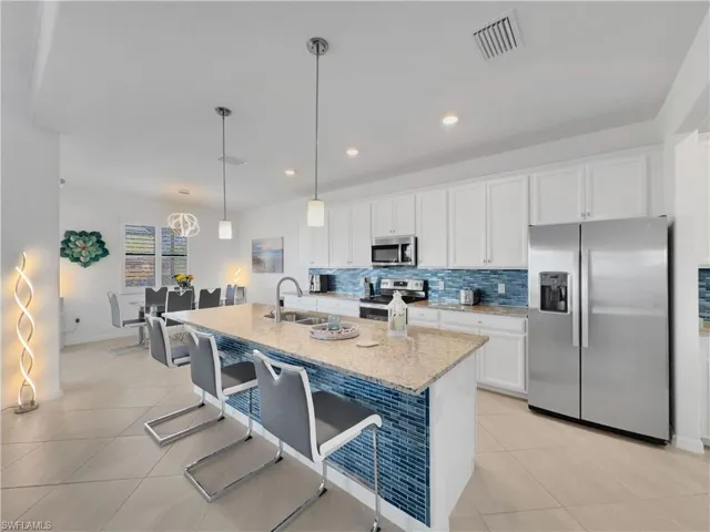 3319 Menores Way, Fort Myers, Florida 33905