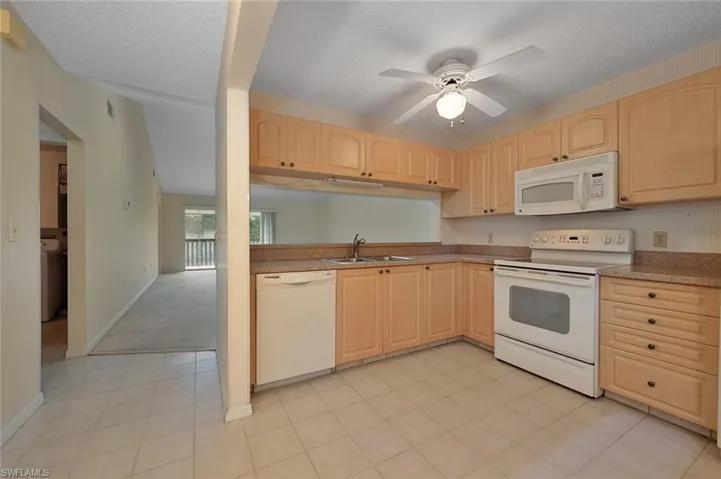 Spacious Eat-In Kitchen with Granite Countertops, Plantation Shutters, Pantry