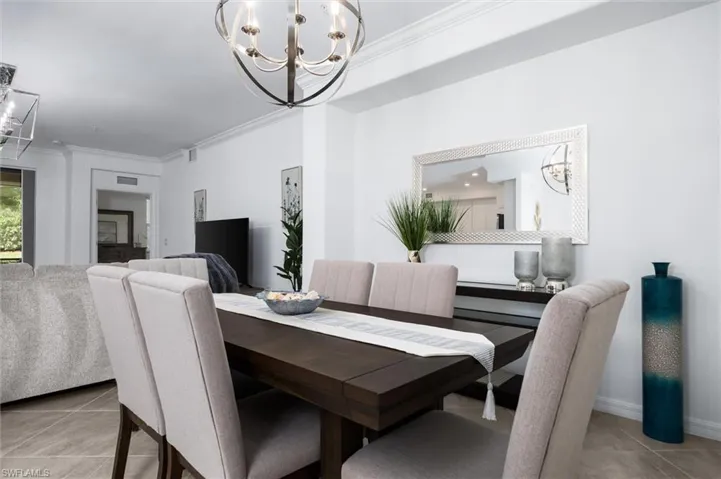 Open floor plan - Dining, living, and kitchen