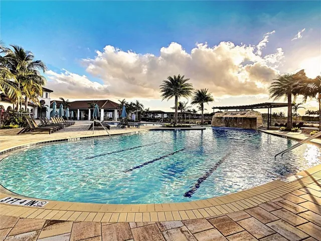 Community pool
