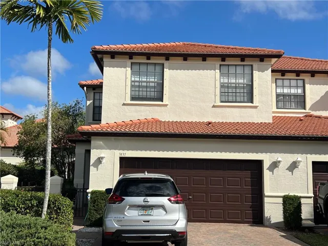 7431  Bristol  CIR, Naples, FL 34120