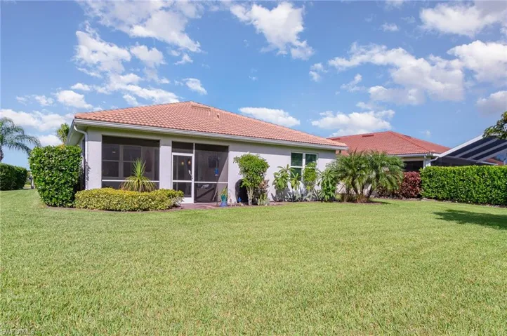 Plenty of room for the kids, grandkids, and pets to run and play!