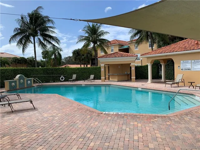 8735 River Homes Ln 6-302, Bonita Springs, Florida 34135