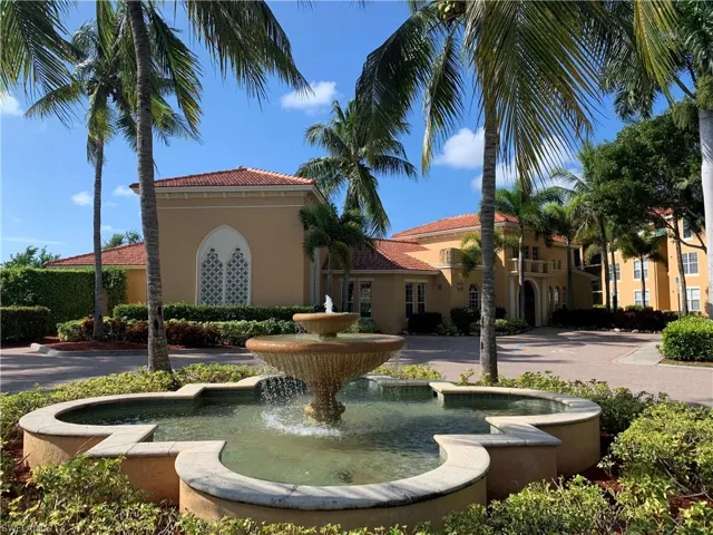 8735 River Homes Ln 6-302, Bonita Springs, Florida 34135