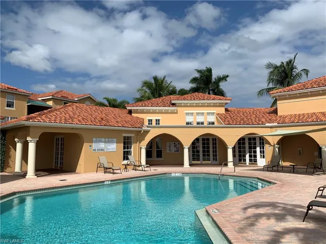 8735 River Homes Ln 6-302, Bonita Springs, Florida 34135