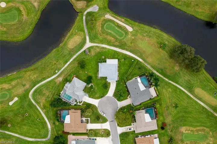512  Whitewater  WAY, Naples, FL 34112
