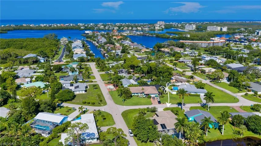 688 Valley Dr, Bonita Springs, Florida 34134